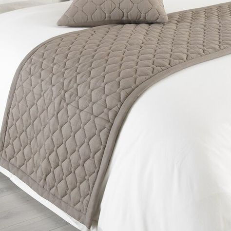 Hotel linen PDF