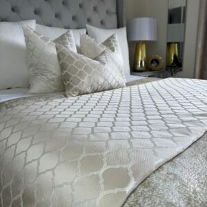 Bed runner 5